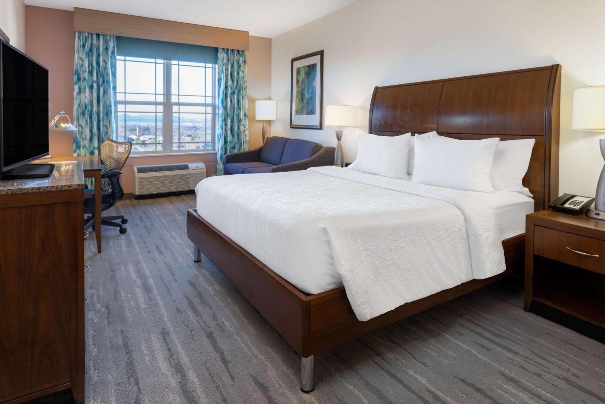 Hilton Garden 3*